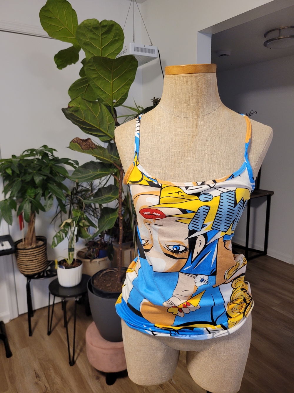 New! Graphic Blue Yellow Pop-Art Cami Top